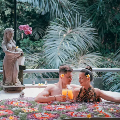 Exotice Flower Bath