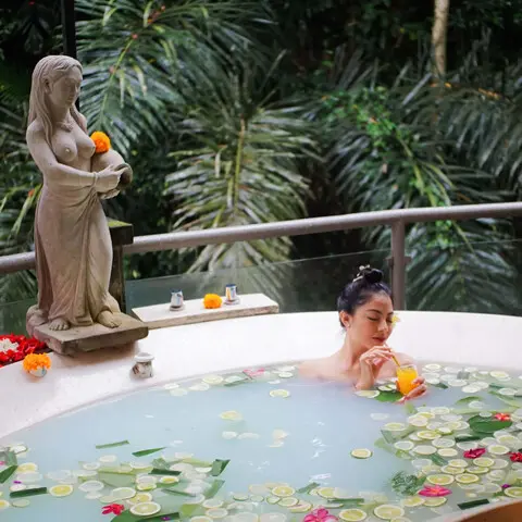Citrus Bath